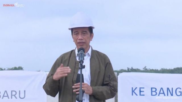 Presiden RI Jokowidodo Tinjau Tol Pekanbaru Bangkinang